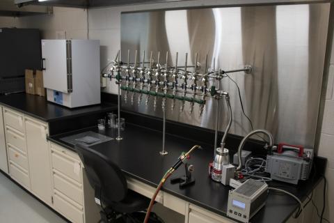 Photo of a research laboratory.