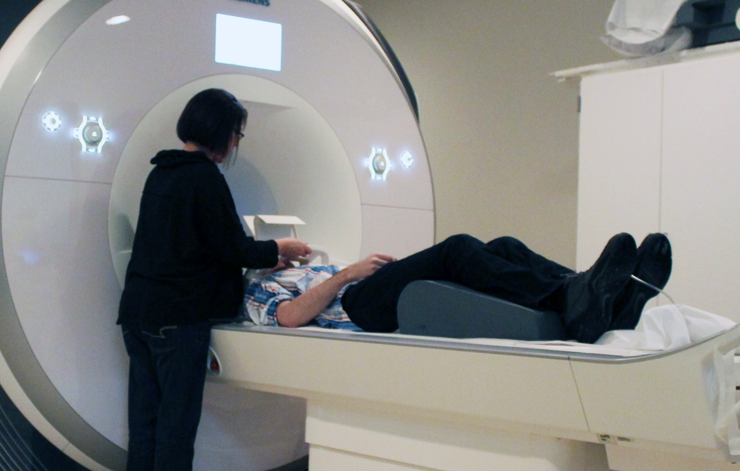 Getting set up in the 3-T MRI Scanner