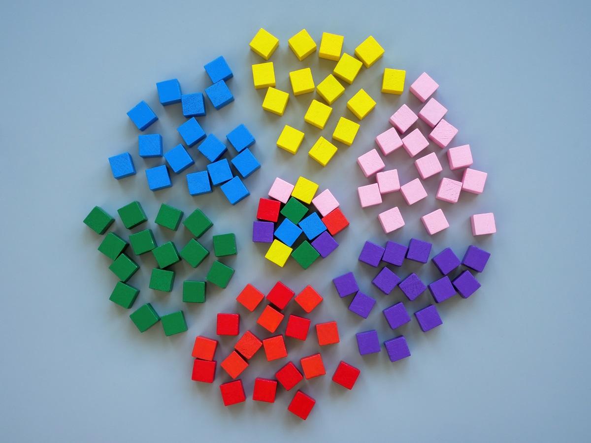 Blocks of variety of colors in a circle.