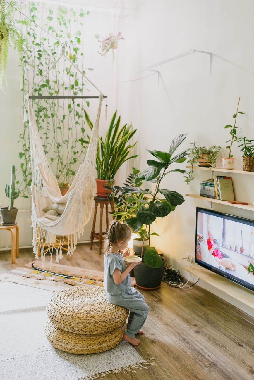 Child eating in front of TV